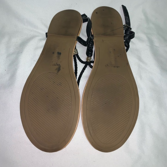 Forever21 Black Sandals - Picture 2 of 3